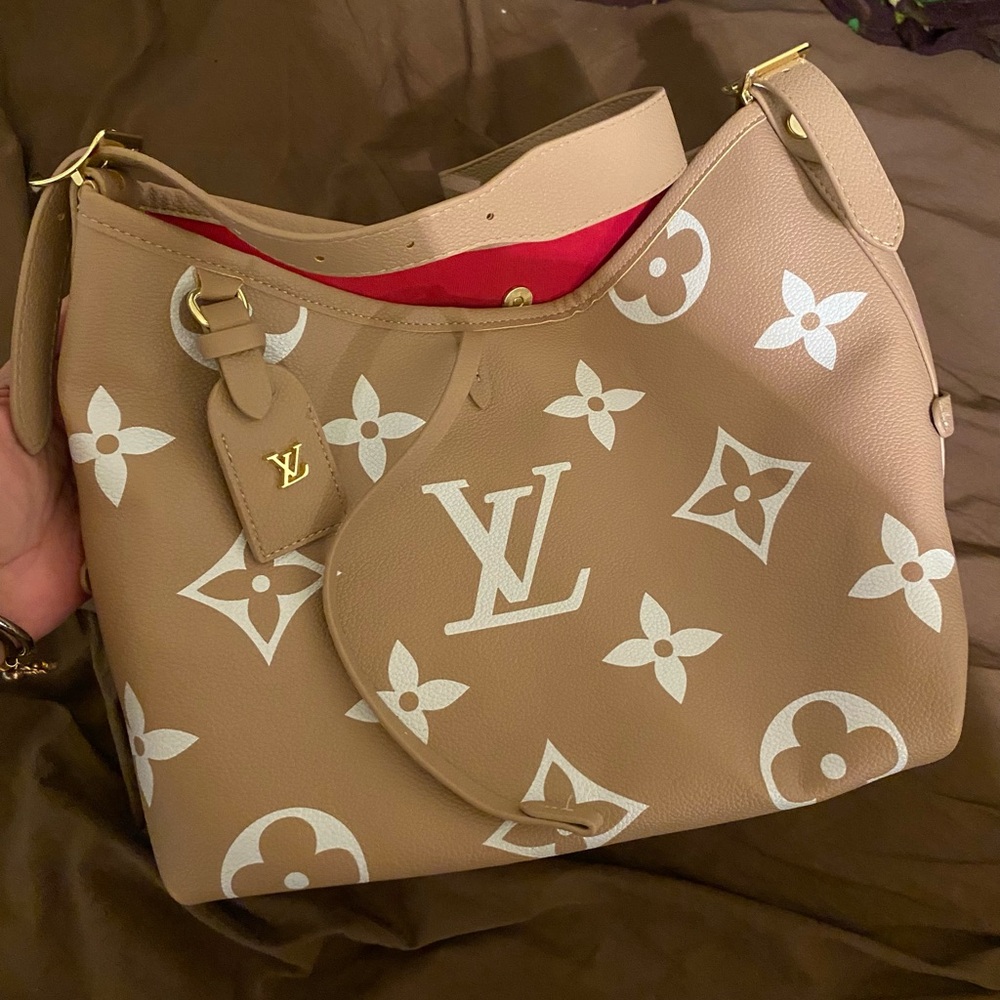 Source Unknown Tan and White Shoulder Bag